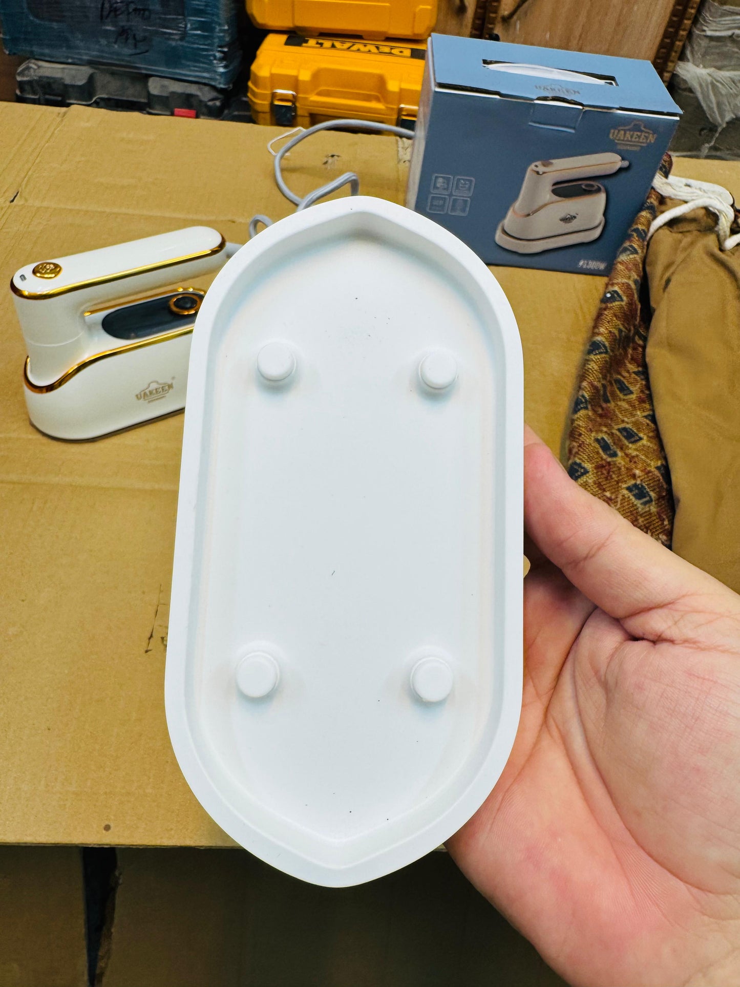 UAKEEN Germany steam & dry iron 827