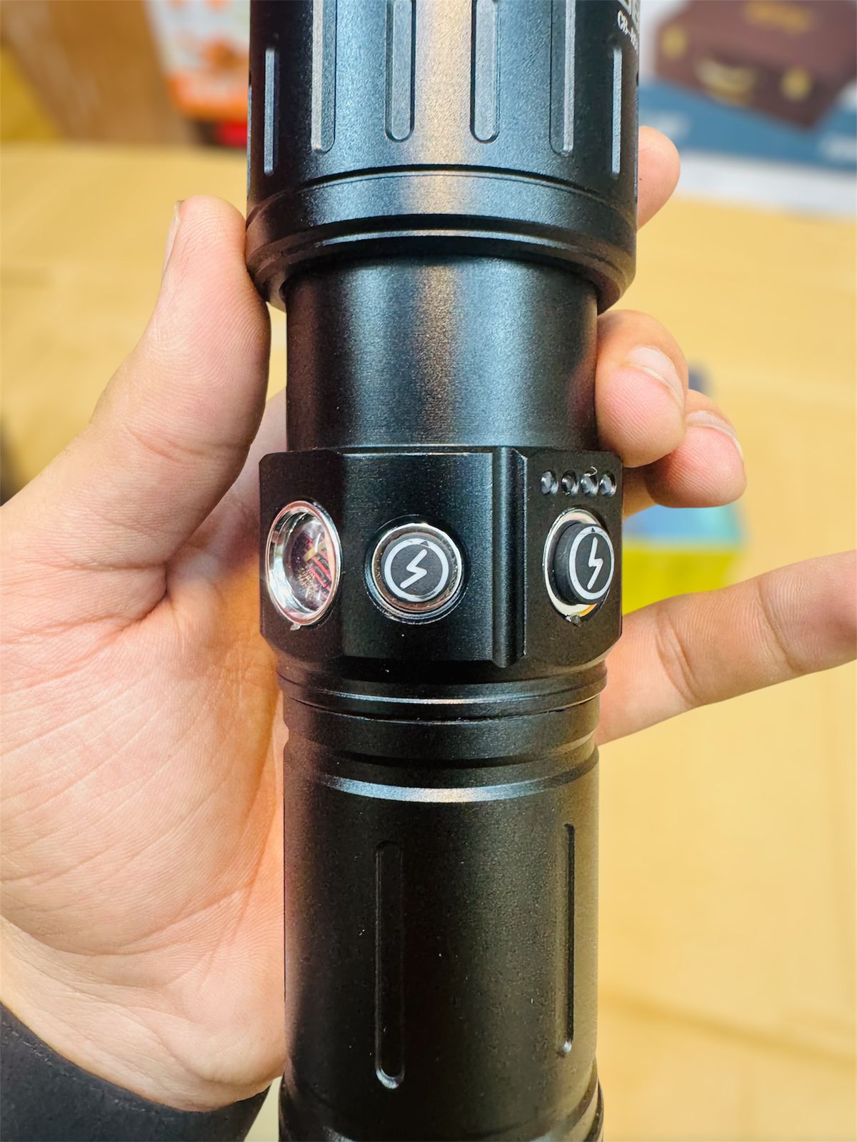 cuba 1000m range torch & flash light B51