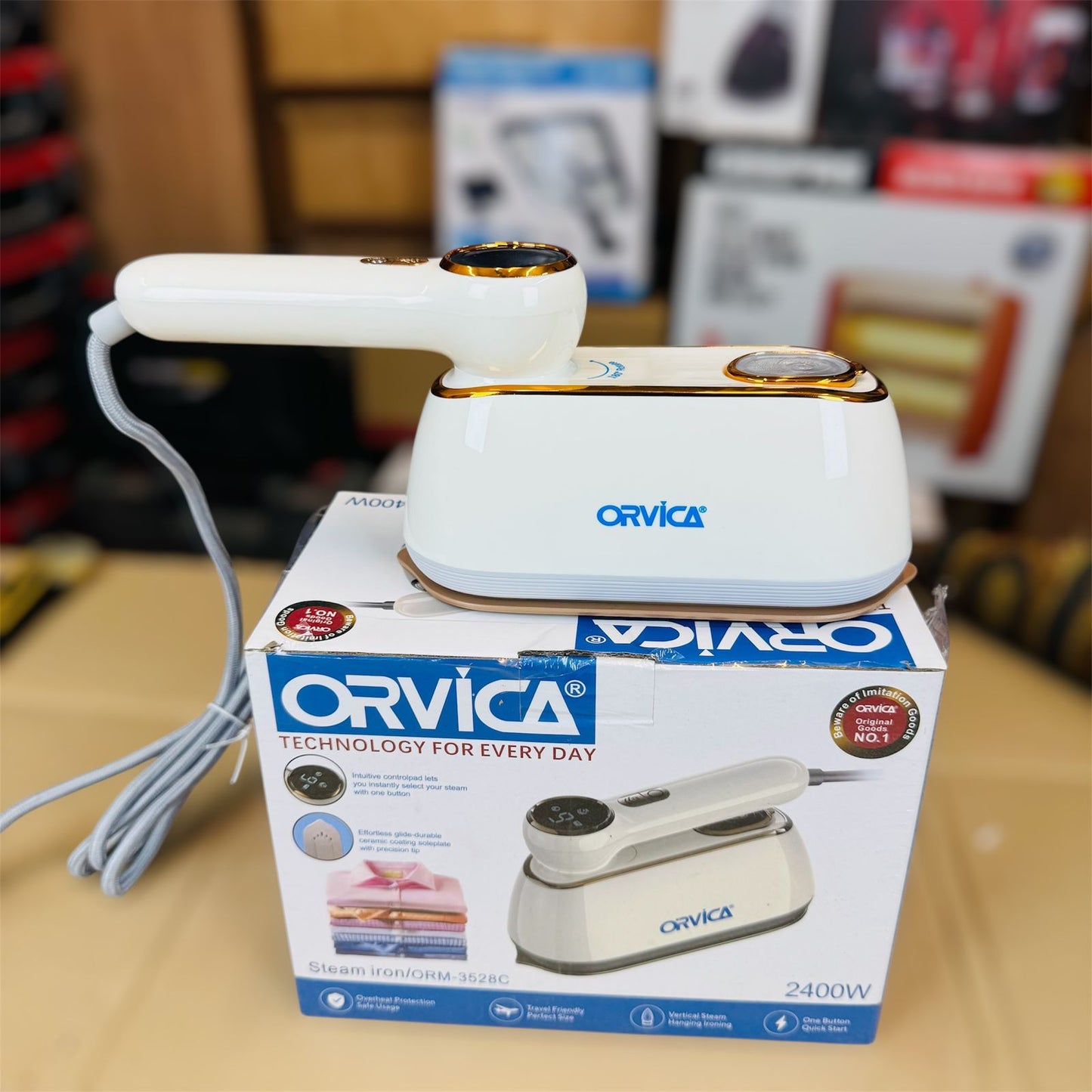 ORVICA & ARSHIA handheld steam iron