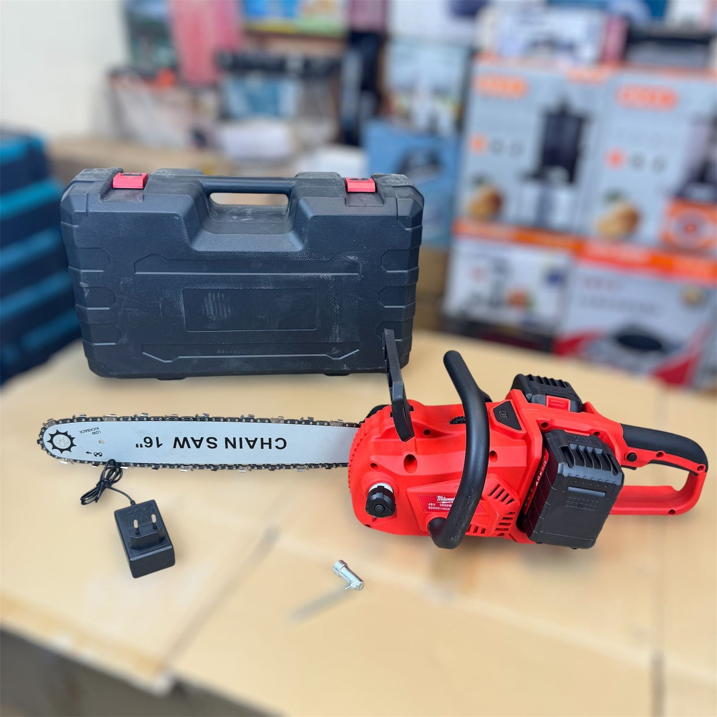 milwaukee 16 inches Commercial Chainsaw 4000mah 68V