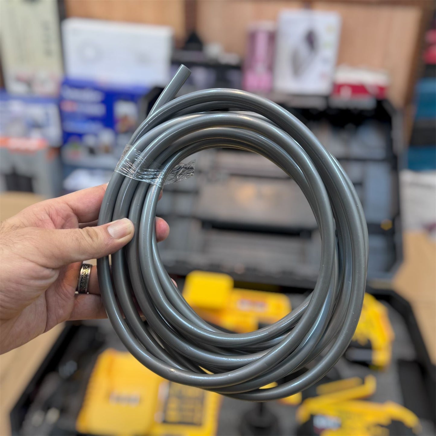 DeWalt Rechargeable Pressure Washer ( car & solar washer )