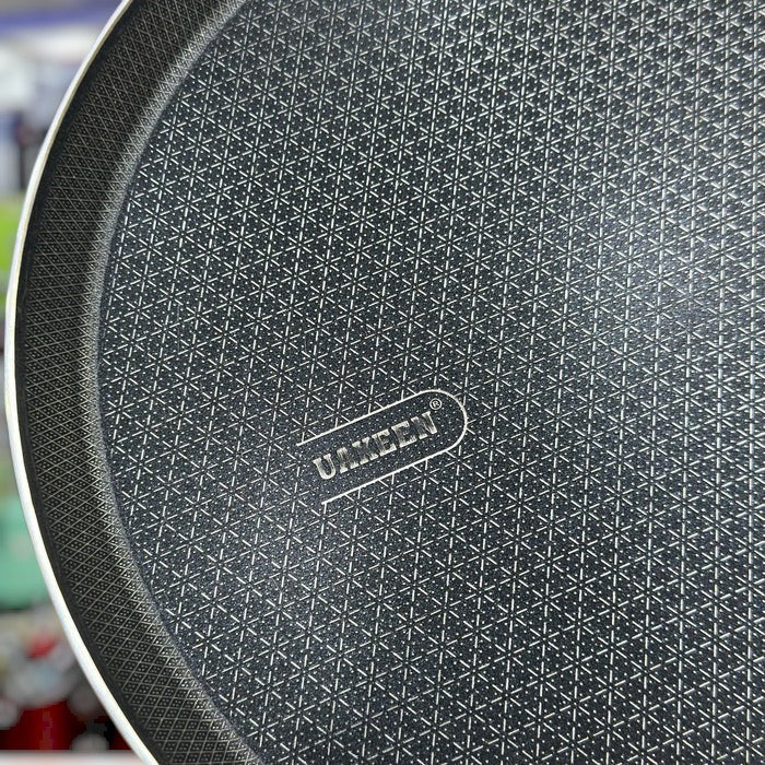 UAKEEN Laser-Coated Induction Pizza Pan