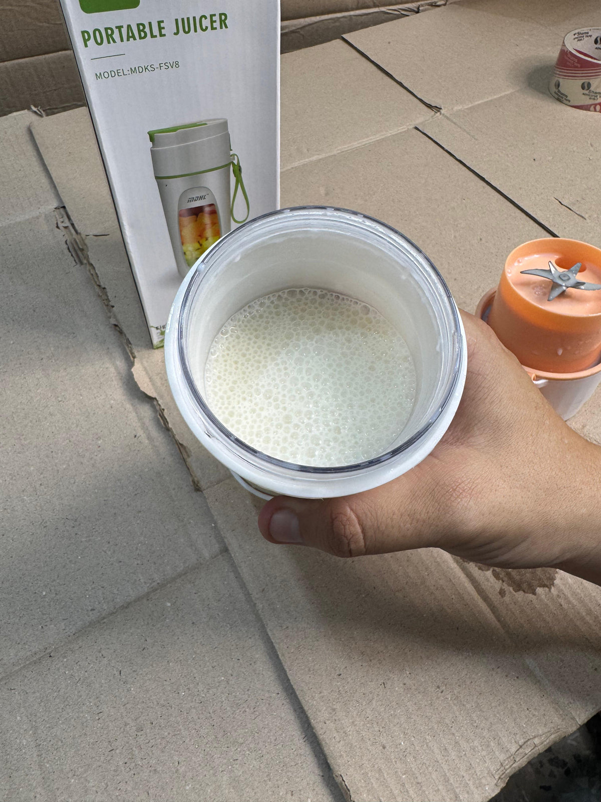 Rechargeable portable blender 340ML