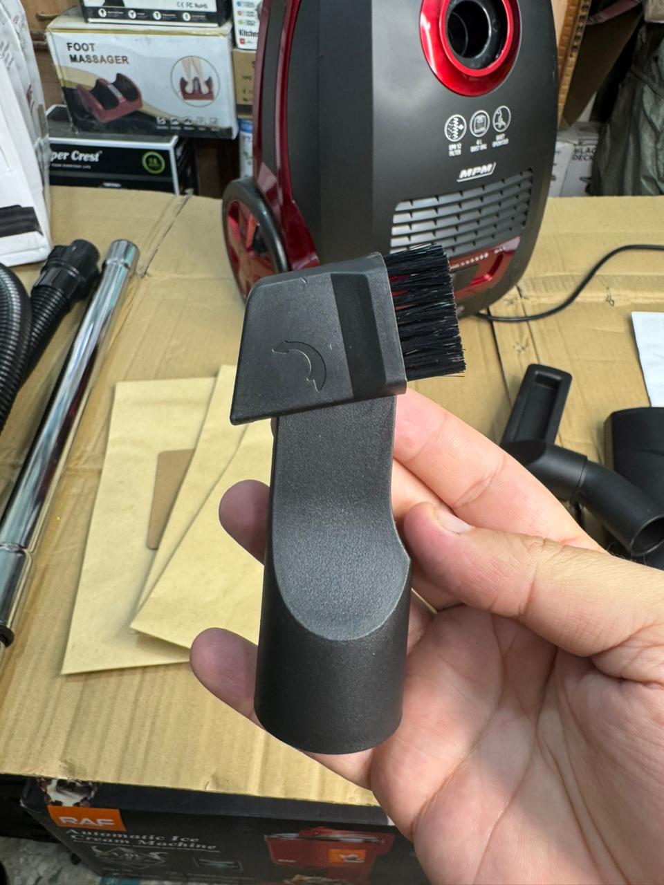 MPM Poland vacuum cleaner power cord and wheels