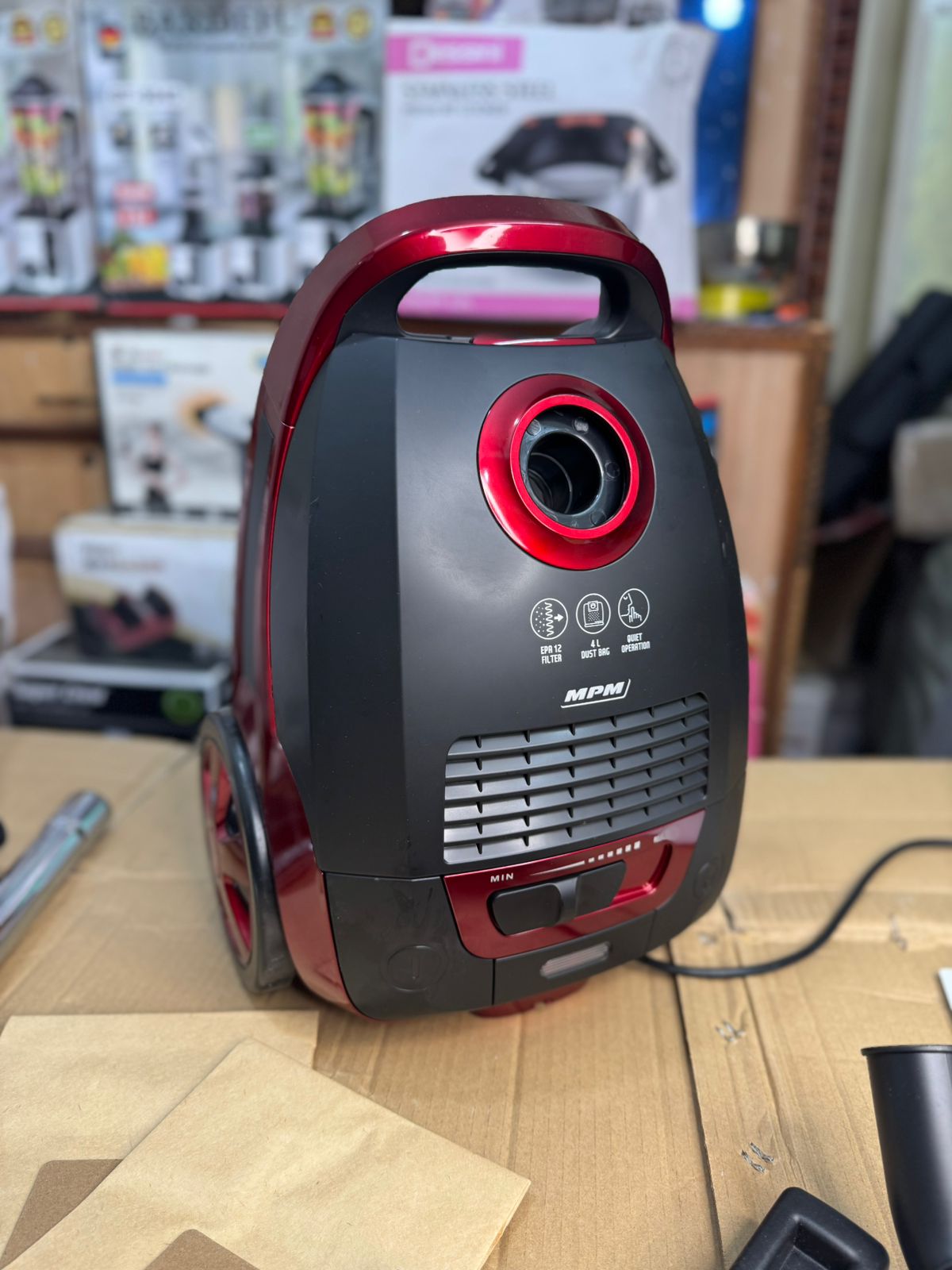 MPM Poland vacuum cleaner front view design
