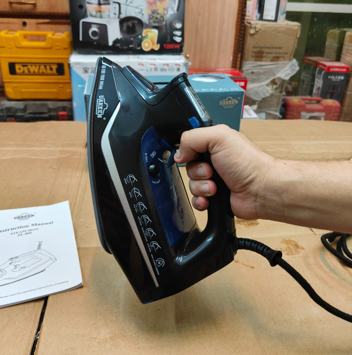 Uakeen Steam Iron ZL-808