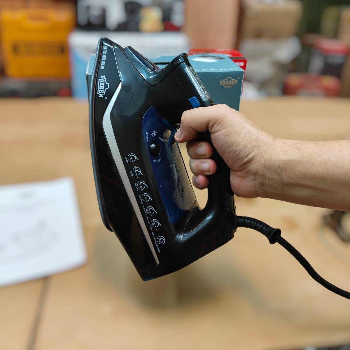 Uakeen Steam Iron ZL-808