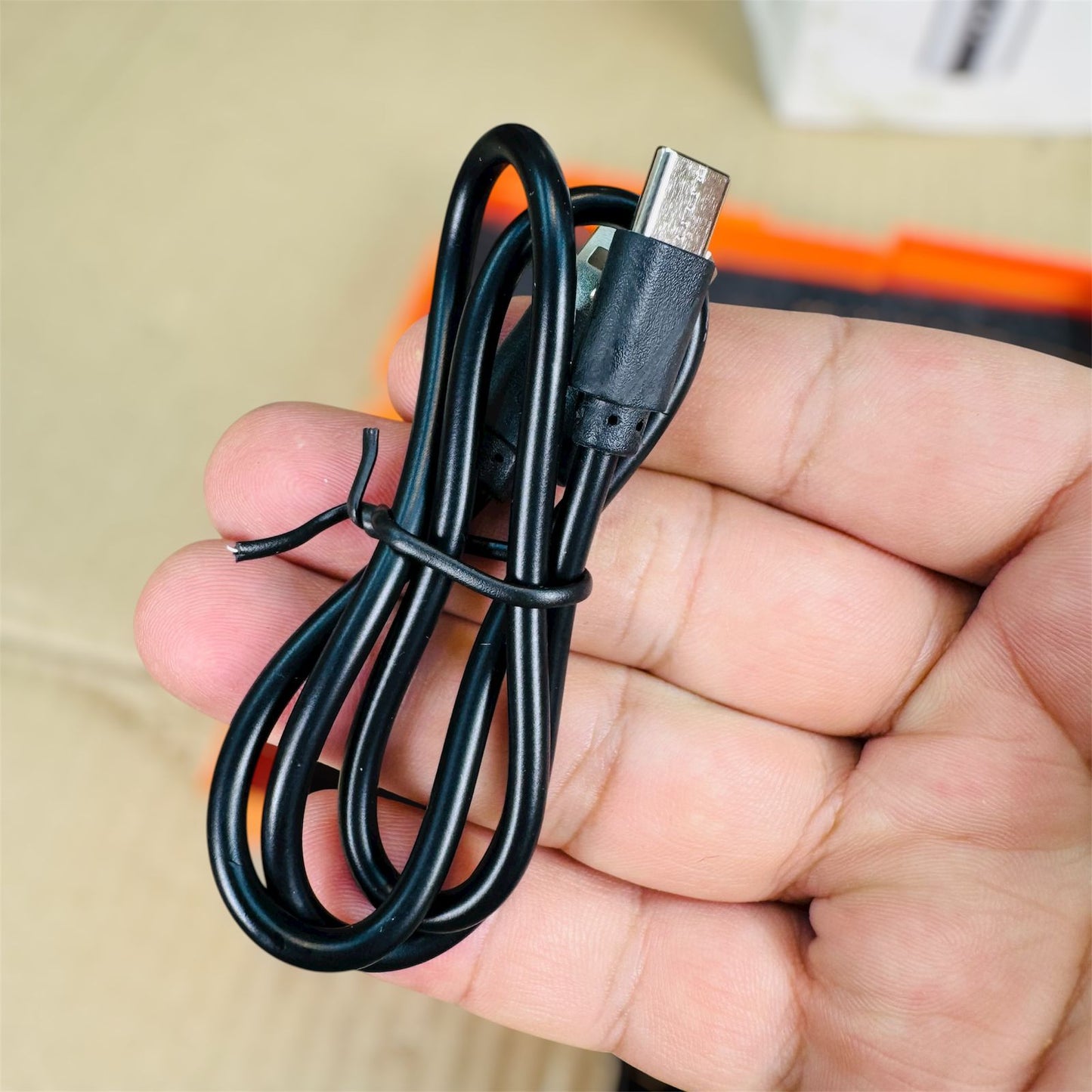 Cuba Rechargeable Torch Light 9200mAh