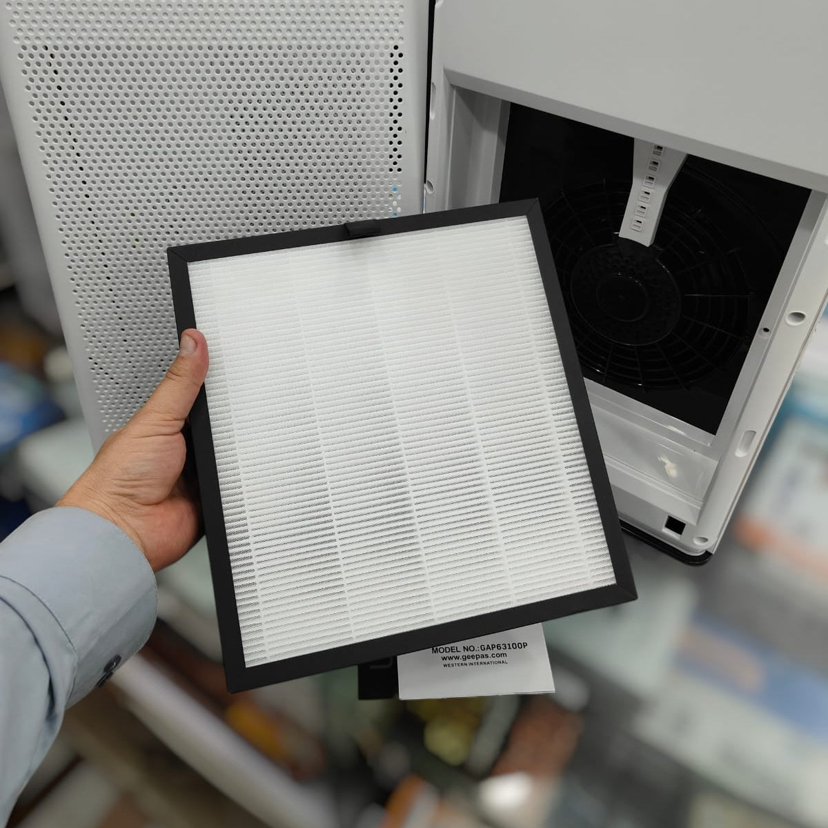 Geepas air purifier  GAP 63100