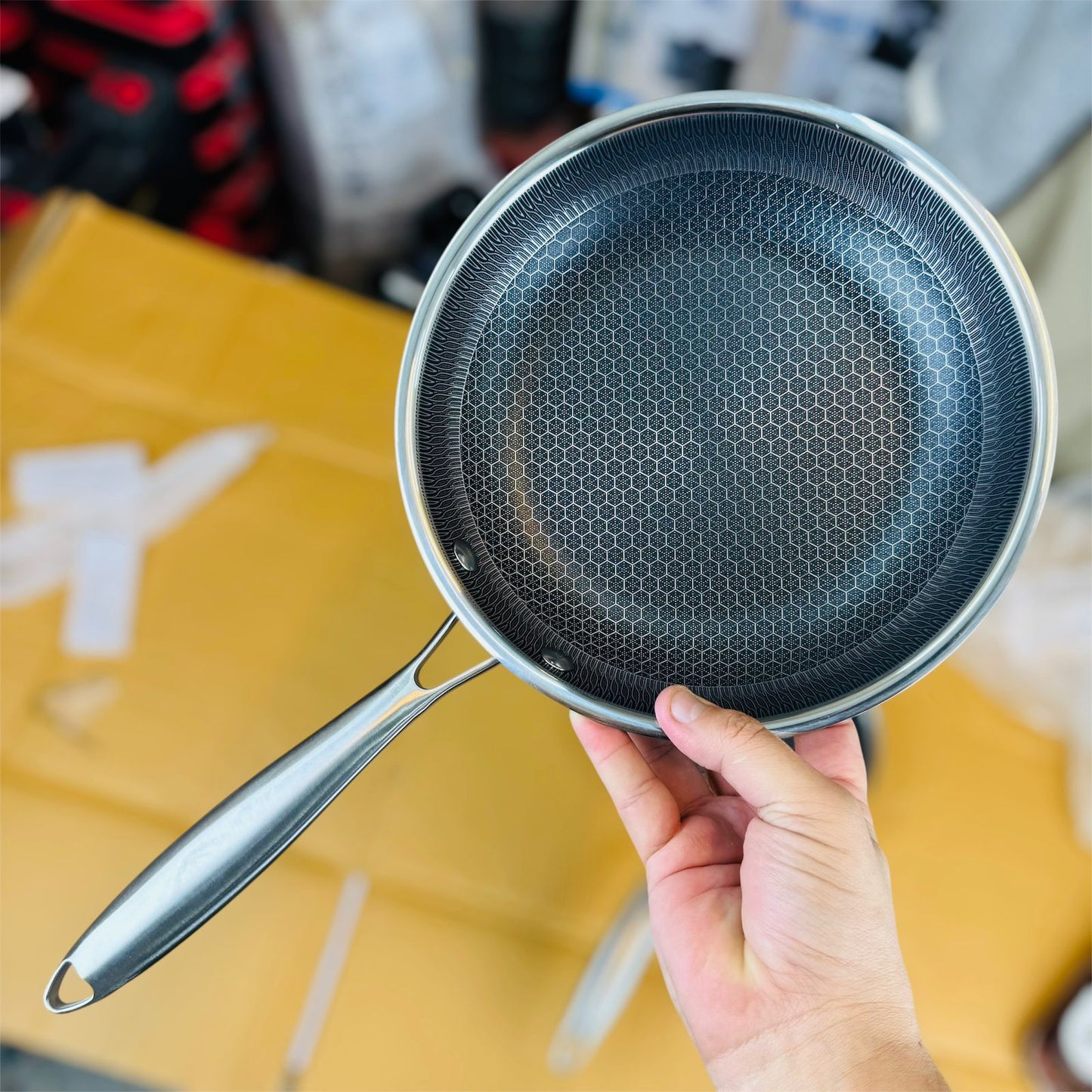honeycomb lesser coating flat fry pan