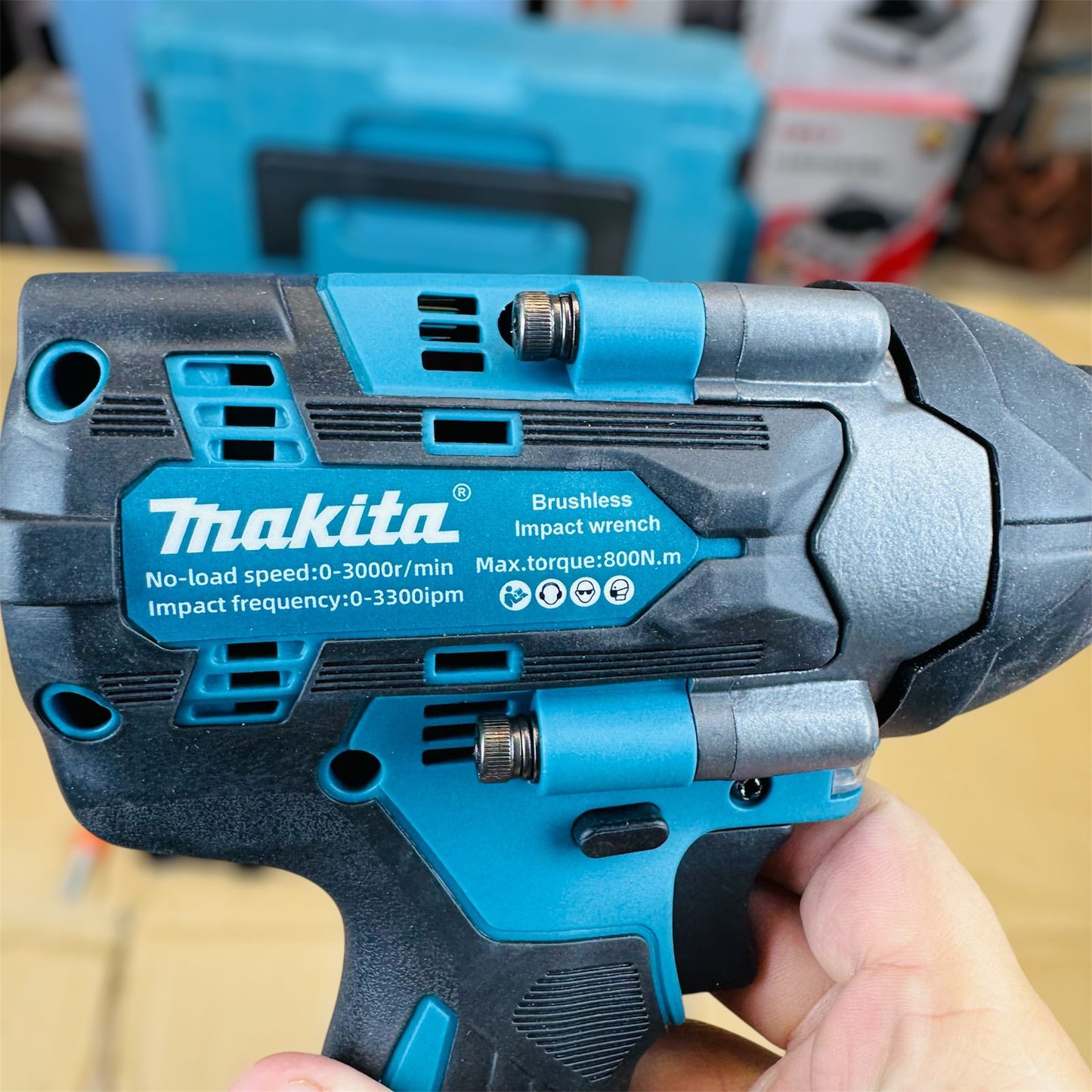 Makita 4 in 1 impact wencher set 800nm (commercial)