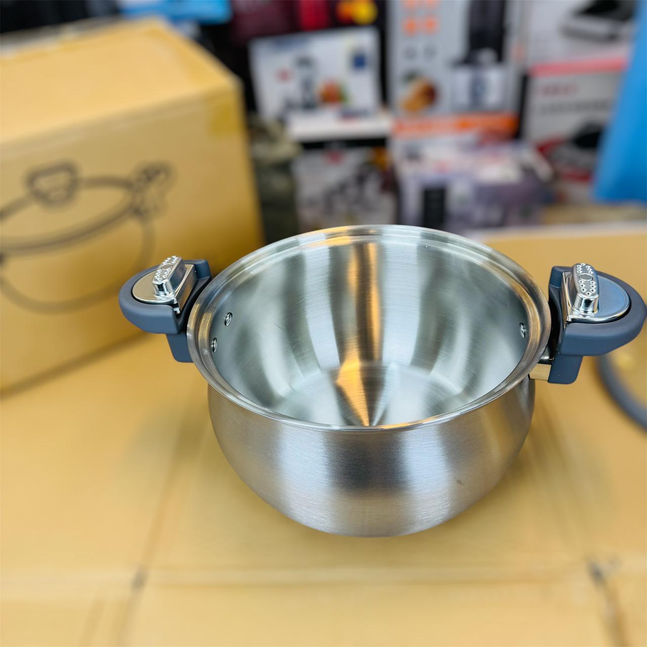 2 in 1 Japanese Design 7 litter pressure cooker