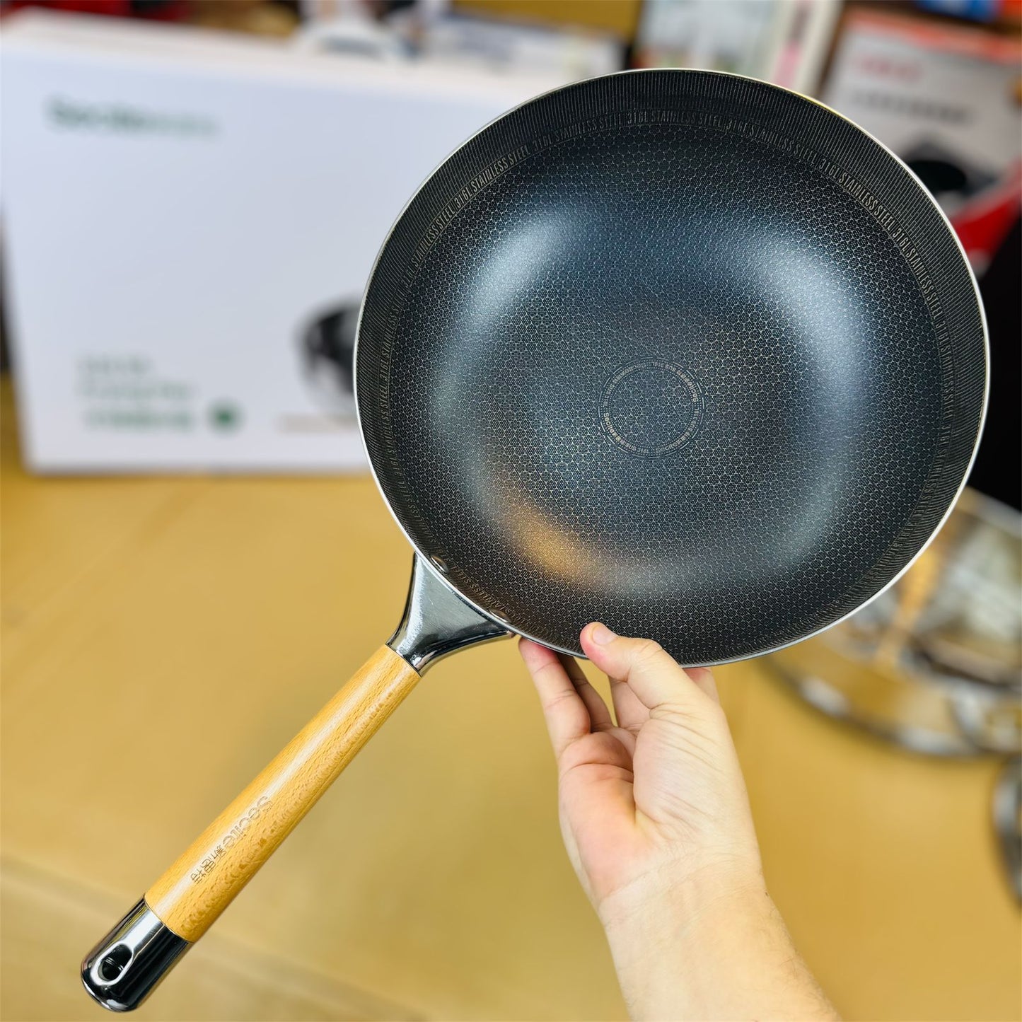 Top Quality 2 in 1 HoneyComb Laser Coated Deep fry Pan & Steamer