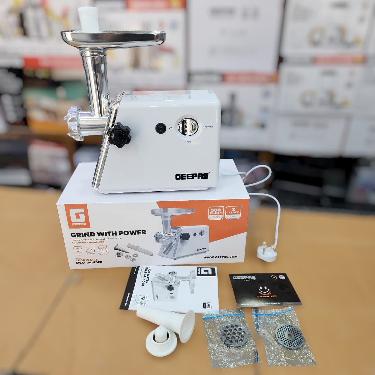Geepas meat grinder (2 YEAR WARRANTY