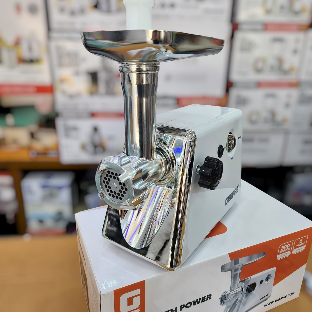 Geepas meat grinder (2 YEAR WARRANTY