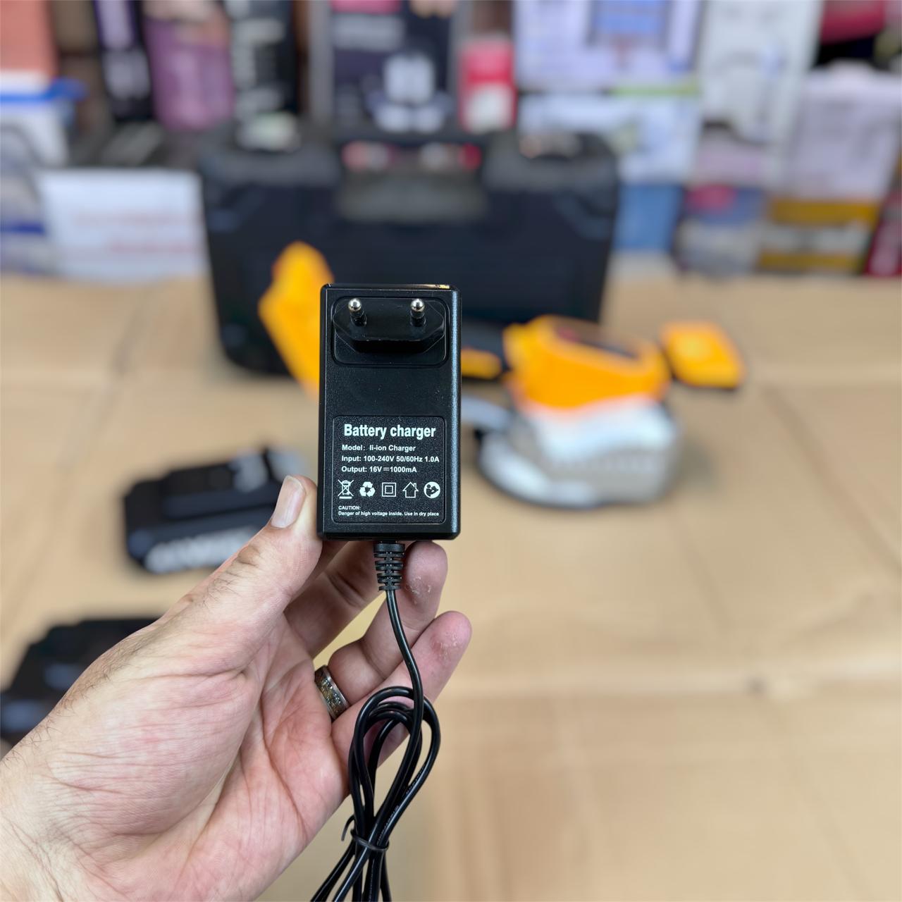 Cordless Tile Vibrator (2 Batteries)
