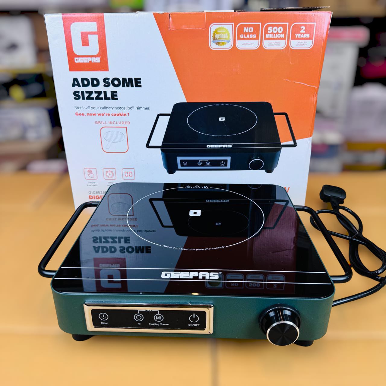 Geepas Digital hot plate Infrared Cooker