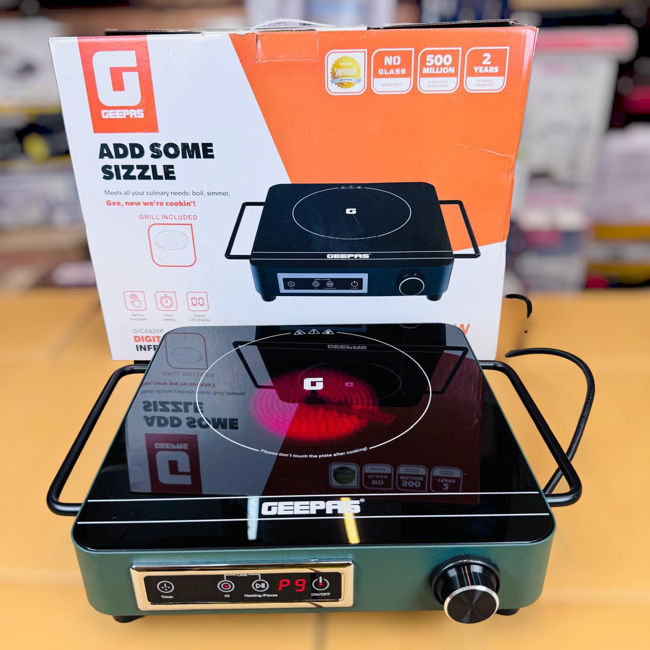 Geepas Digital hot plate Infrared Cooker