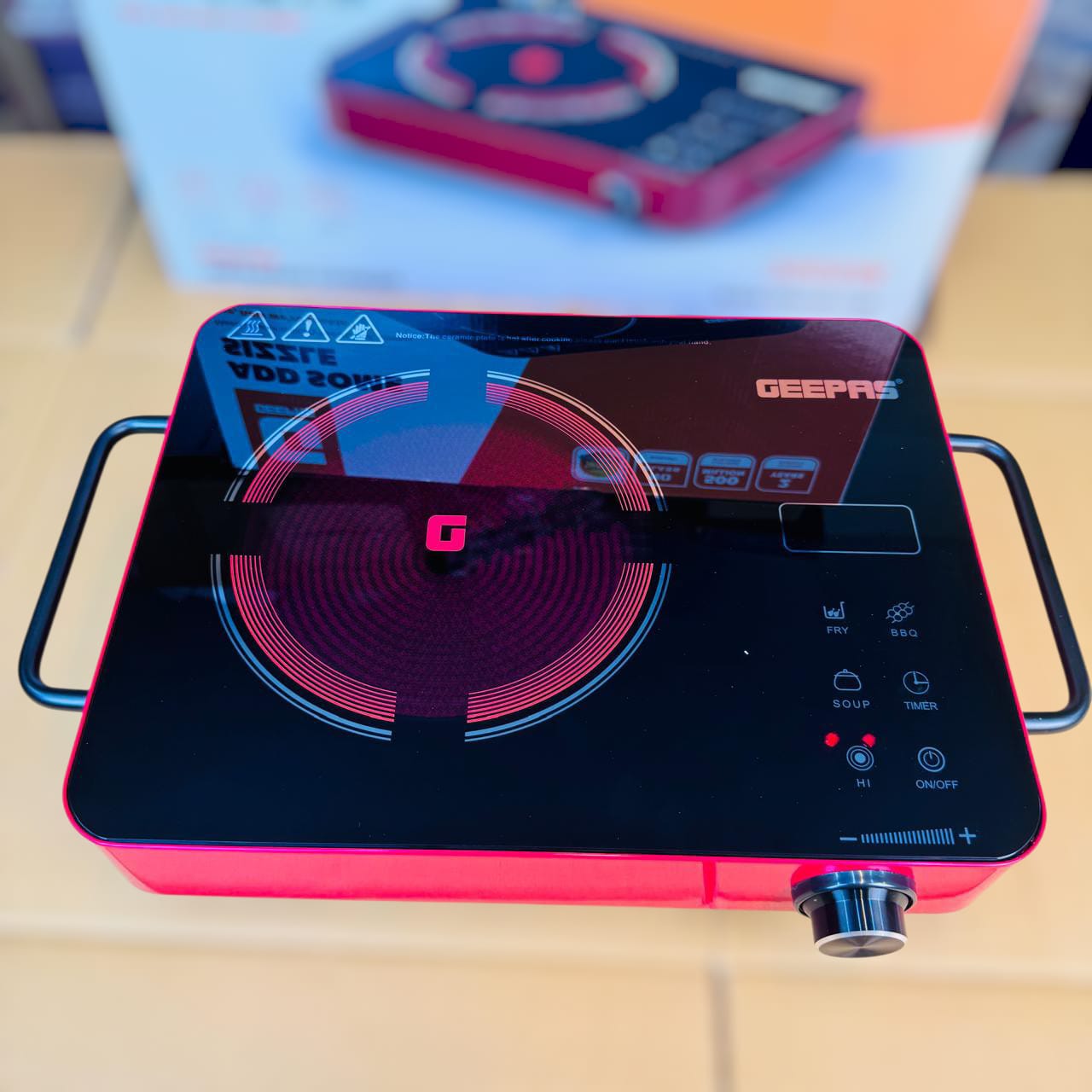 Geepas Digital hot plate Infrared Cooker