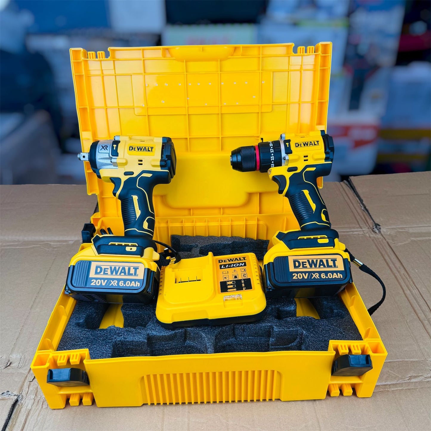 Dewalt 2 in 1 drill & impact wench with tools ( made in CZECH REPULIC )