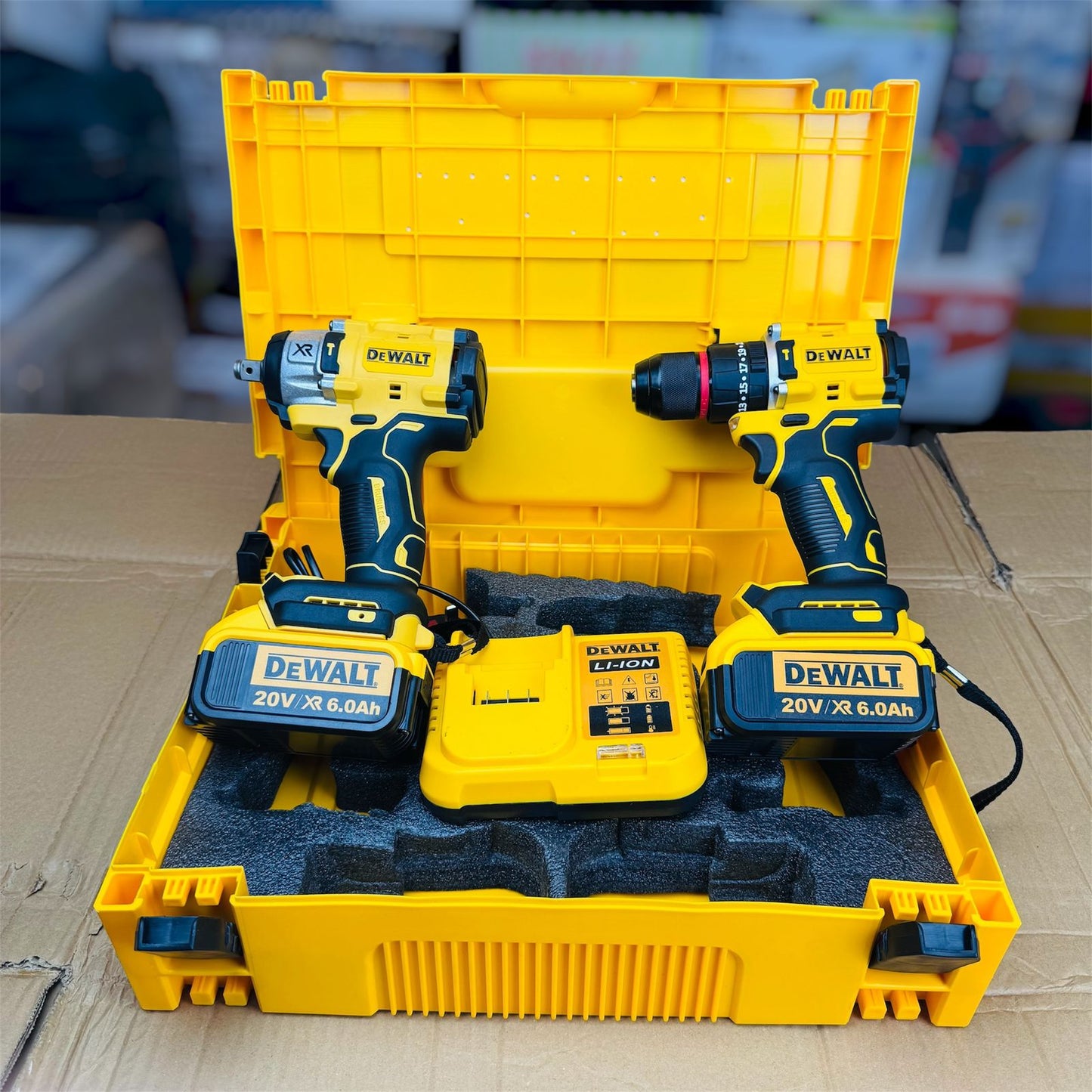 Dewalt 2 in 1 drill & impact wench with tools ( made in CZECH REPULIC )