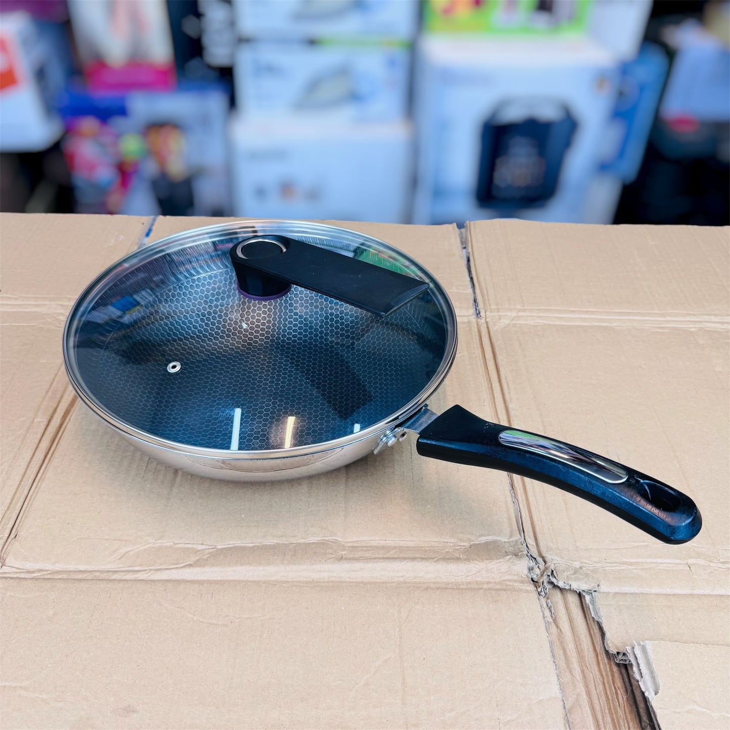 Honeycomb Laser Coating Deep Fry Pan 32cm with Silicon Handle
