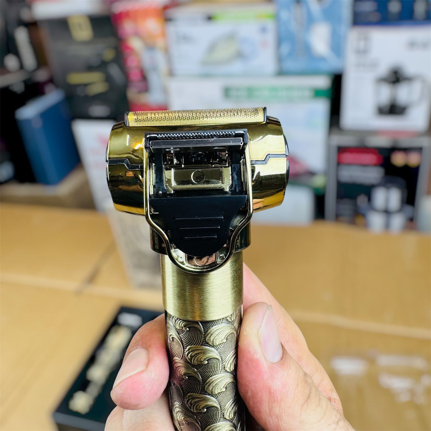 METAl 2 in 1 shaver & hair trimmer M 670