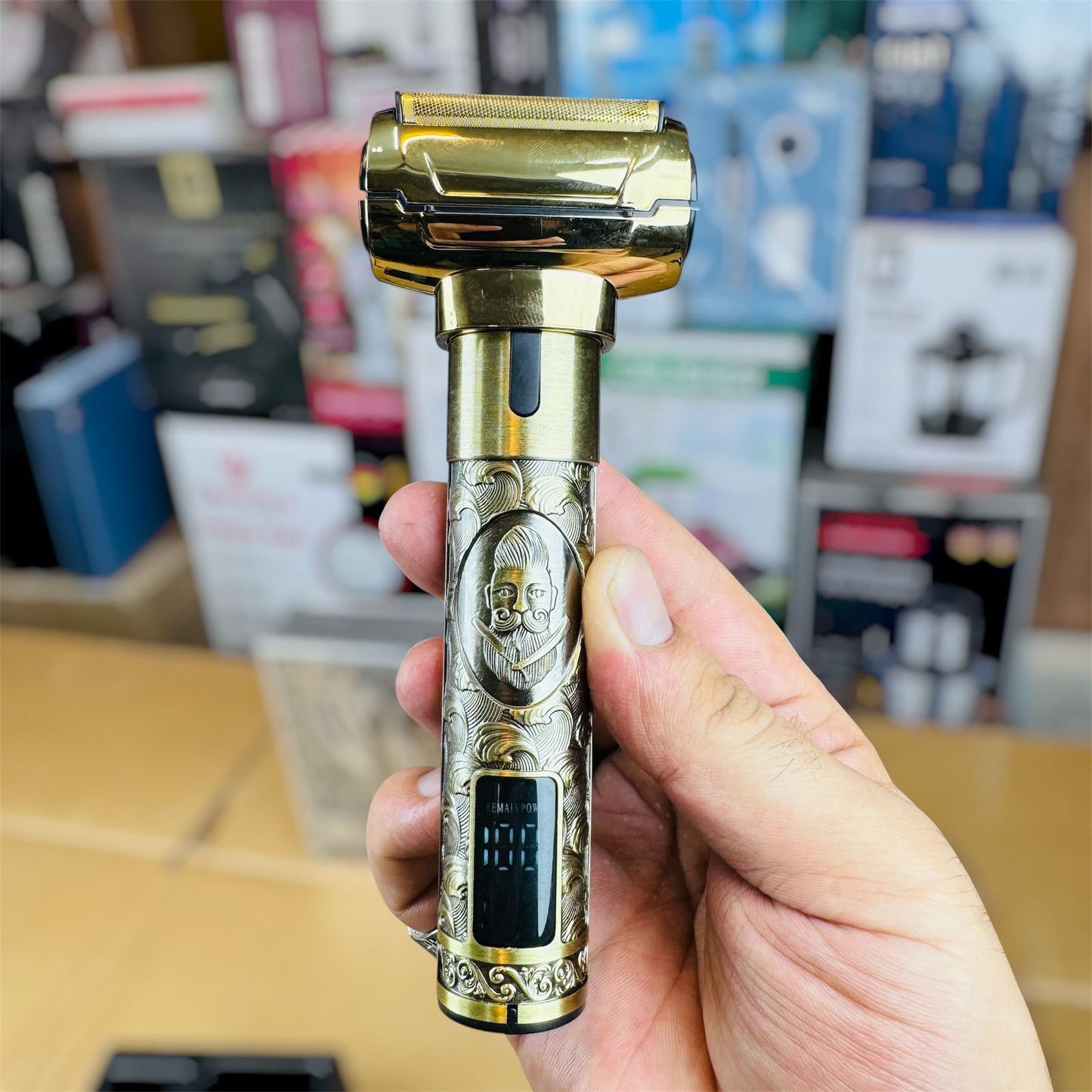 METAl 2 in 1 shaver & hair trimmer M 670