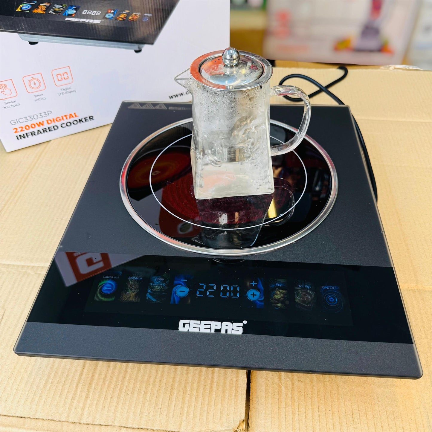Geepas multifunction Infrared cooker GIC 33033P