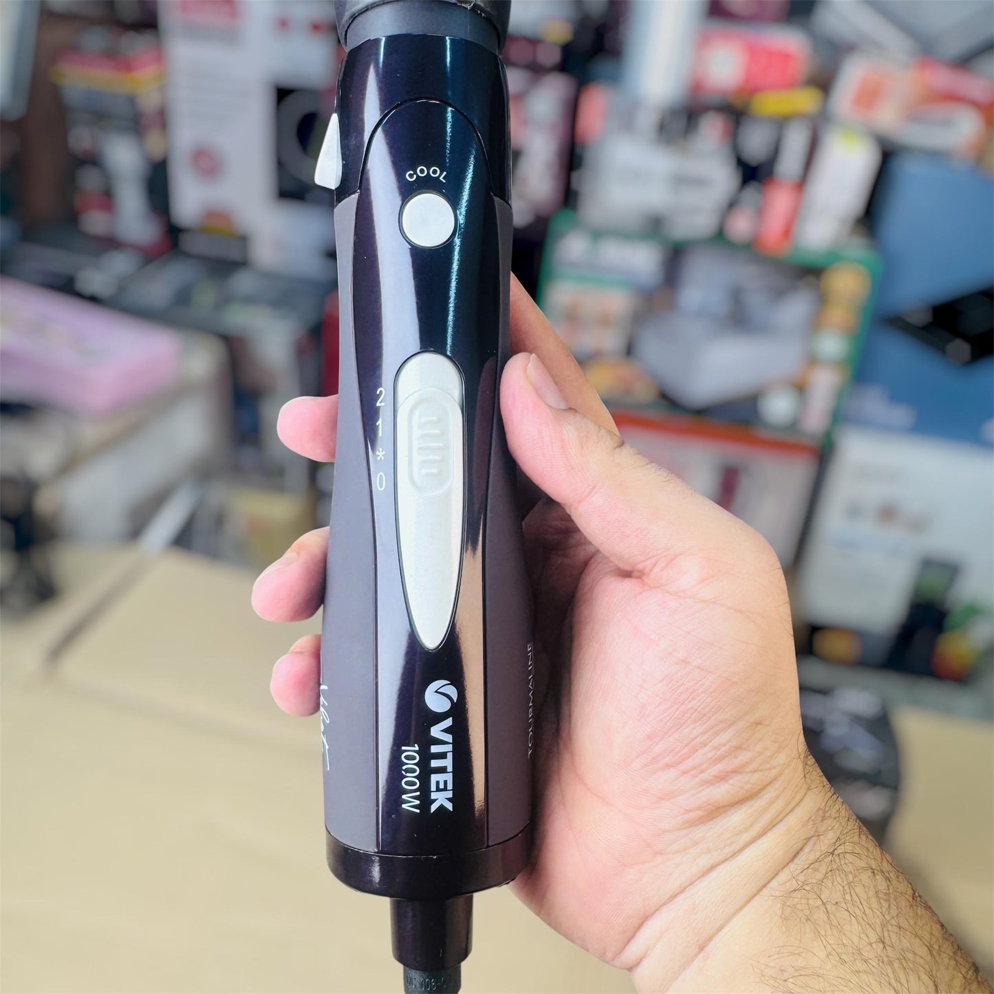VITEK 2-in-1 Hair Dryer & Hair Brush (Vitek Velvet VT-8235)