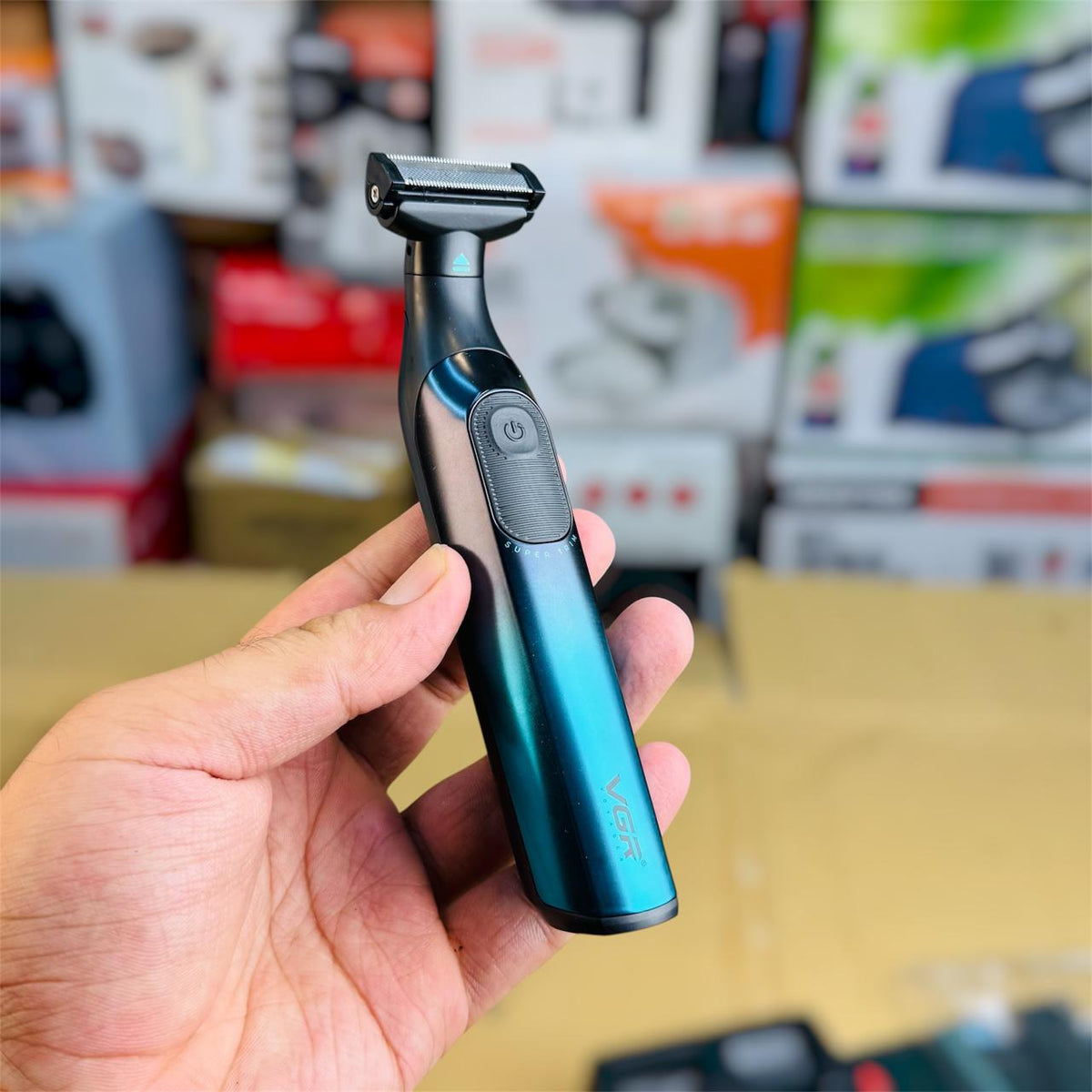 VGR 2-in-1 Trimmer & Shaver – Cordless Rechargeable Grooming Kit