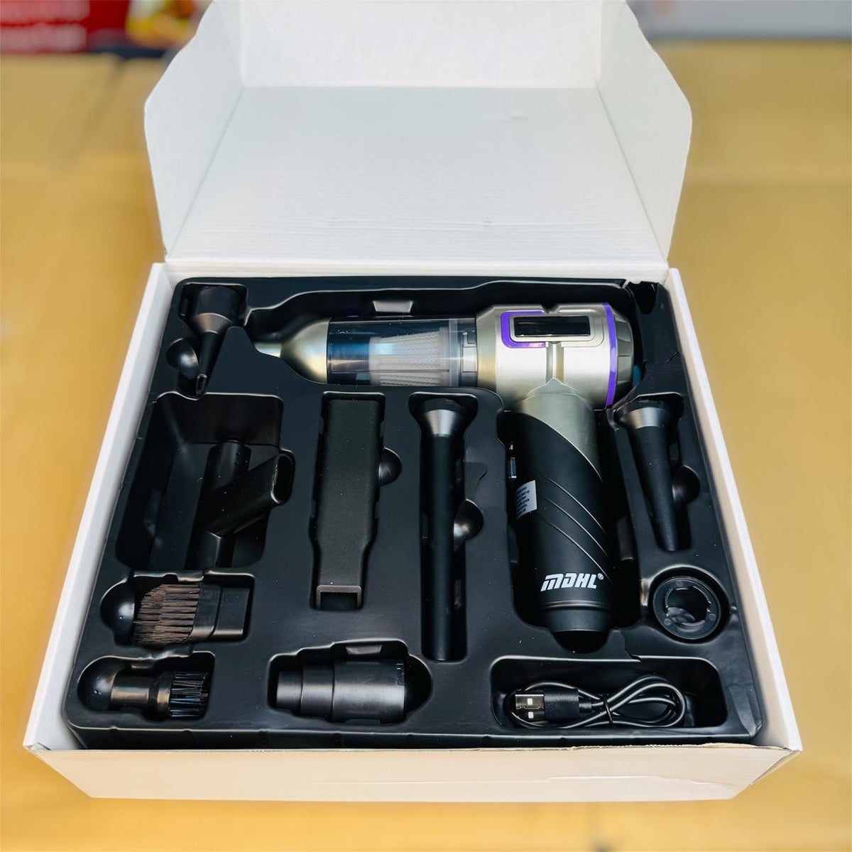 MDHL CAR VACUUM CLEANER AAND BLOWER MD-A8