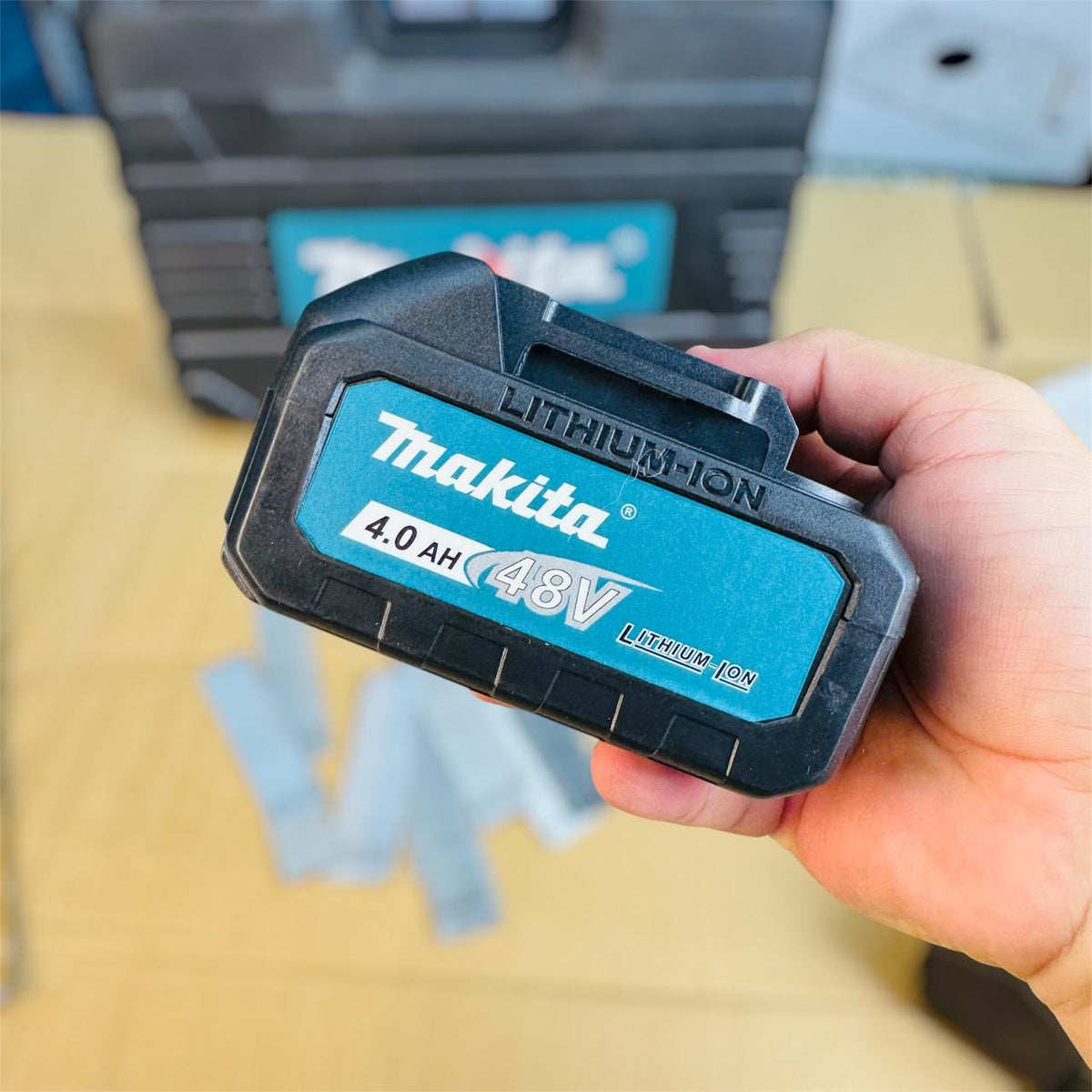 Makita Rechargeable Nail Gun 30mm – Cordless Battery Nailer