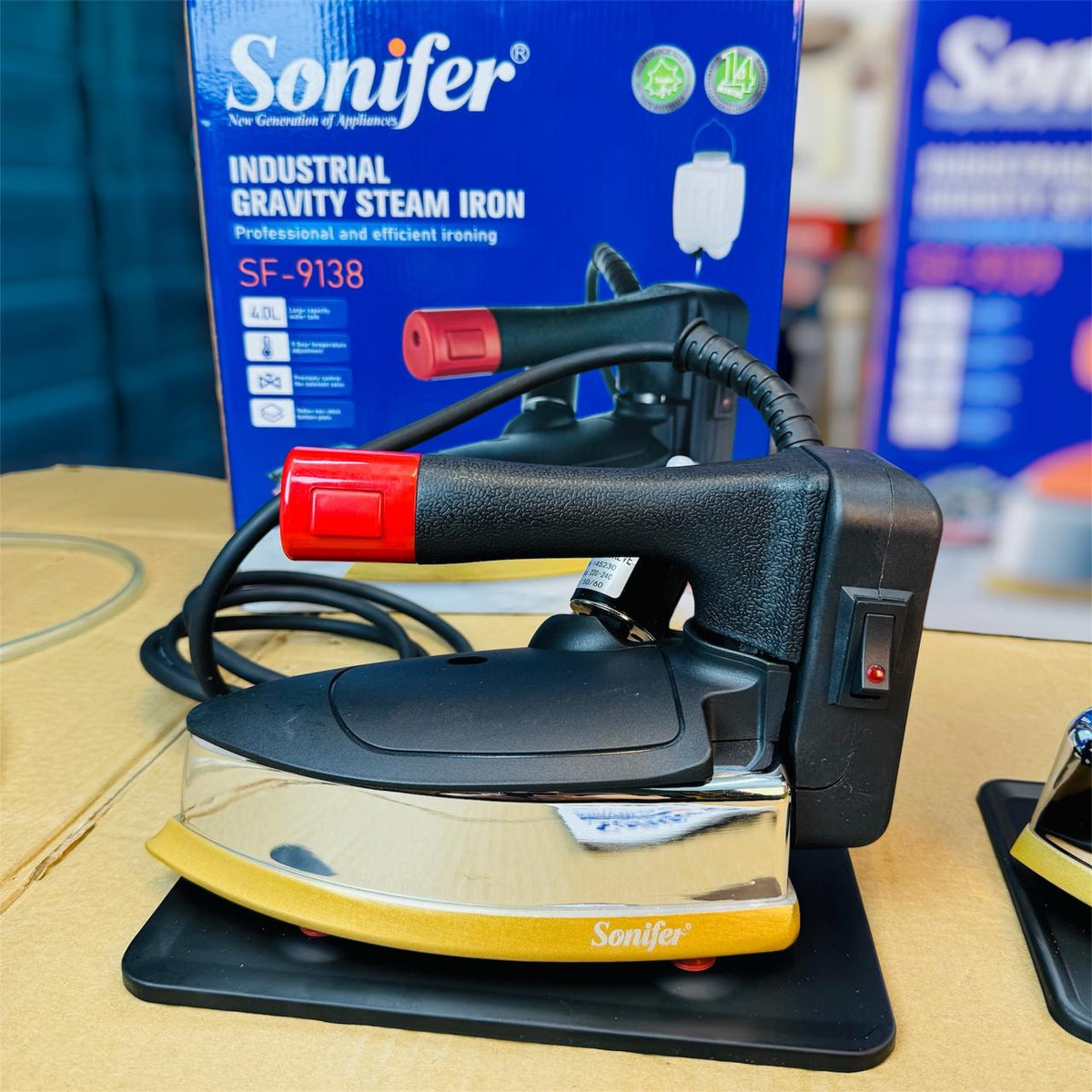 Sonifer Industrial Gravity Steam Iron – Heavy-Duty Steam Press for Home & Shop