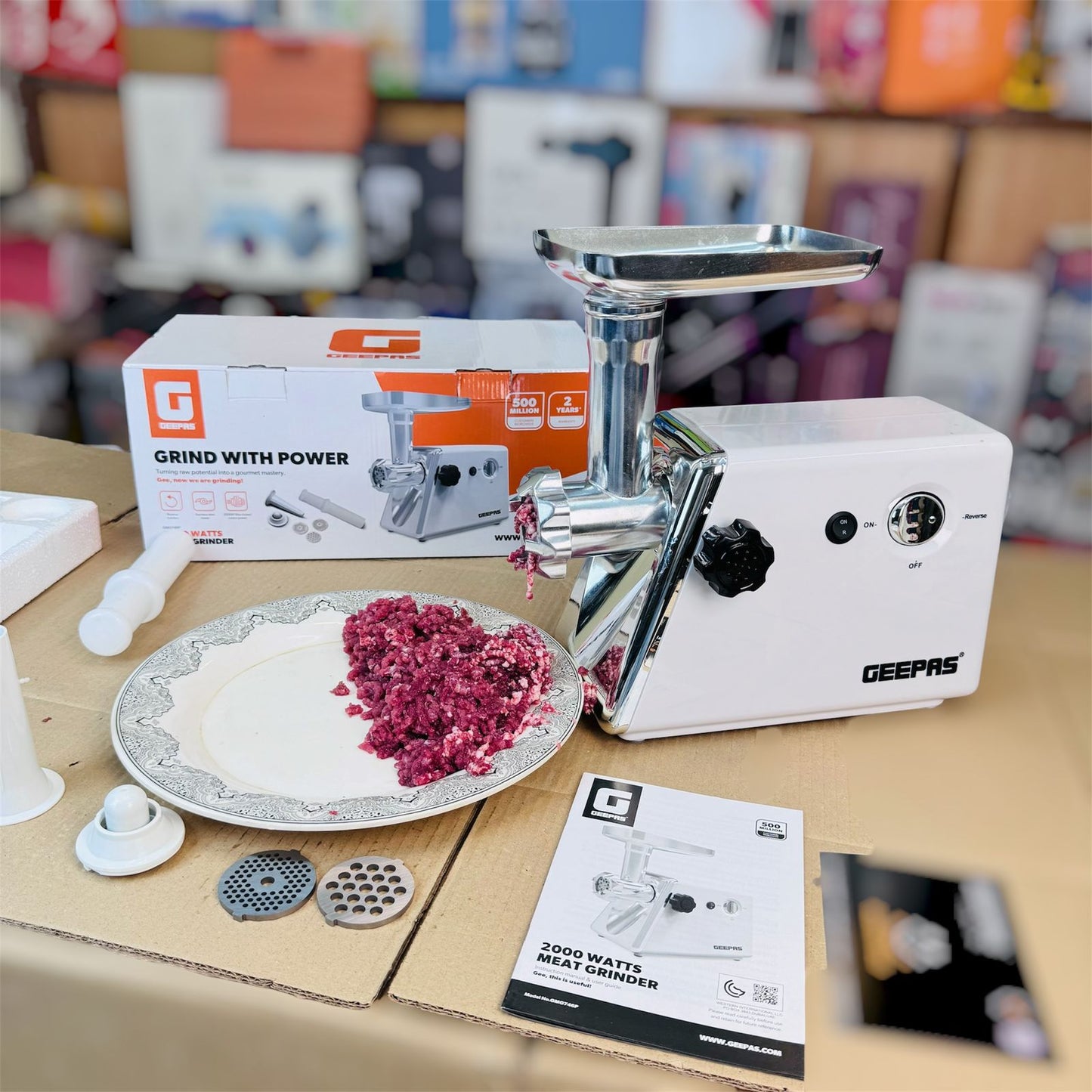 Geepas meat grinder (2 YEAR WARRANTY