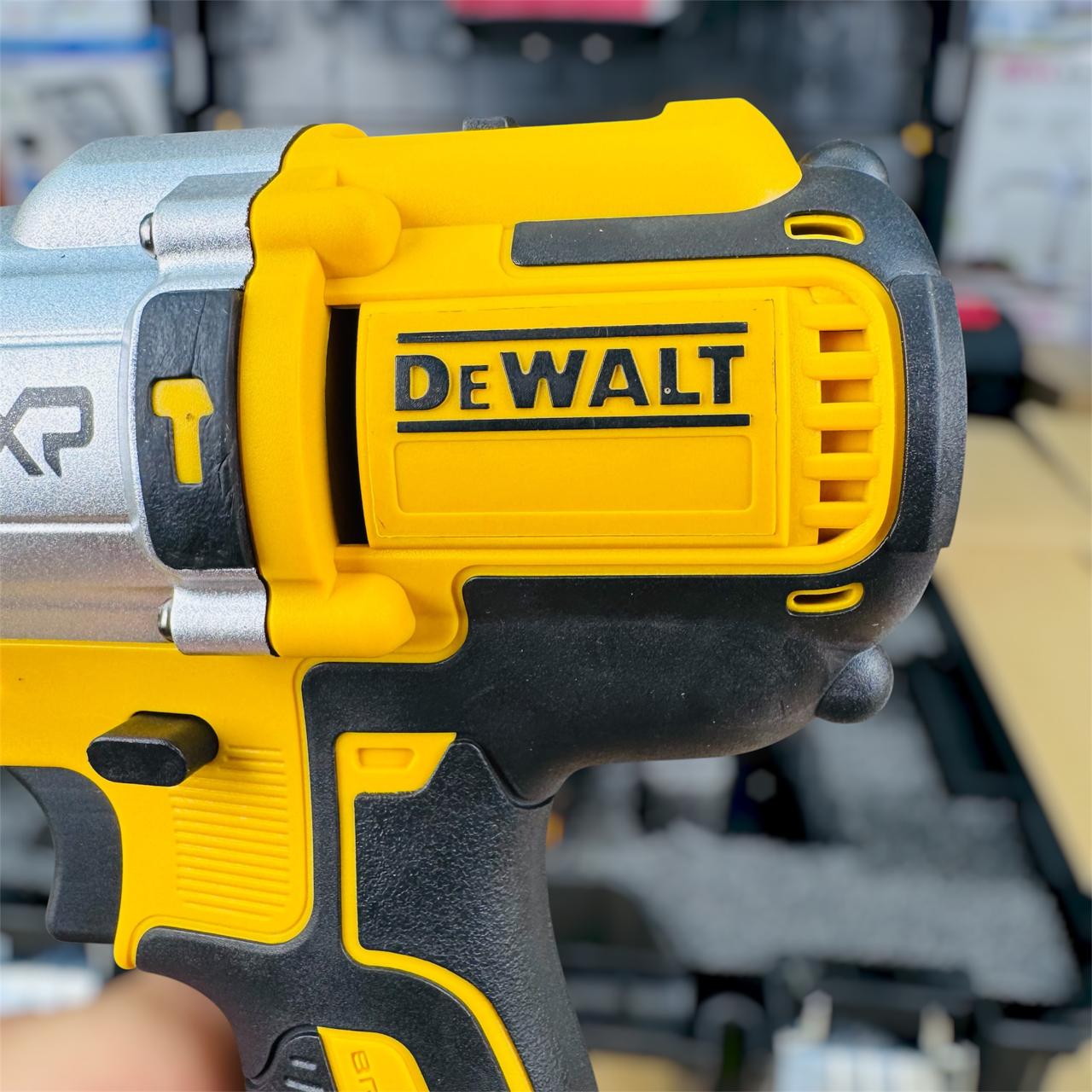 Dewalt 298v brushless drill machine