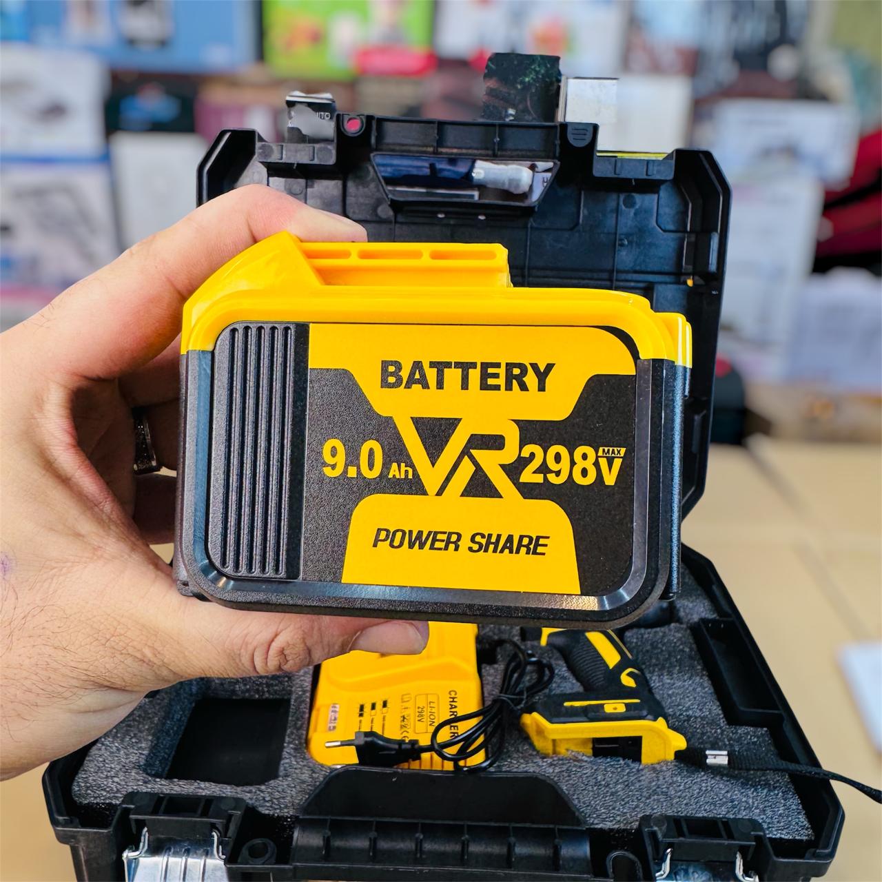 Dewalt 298v brushless drill machine