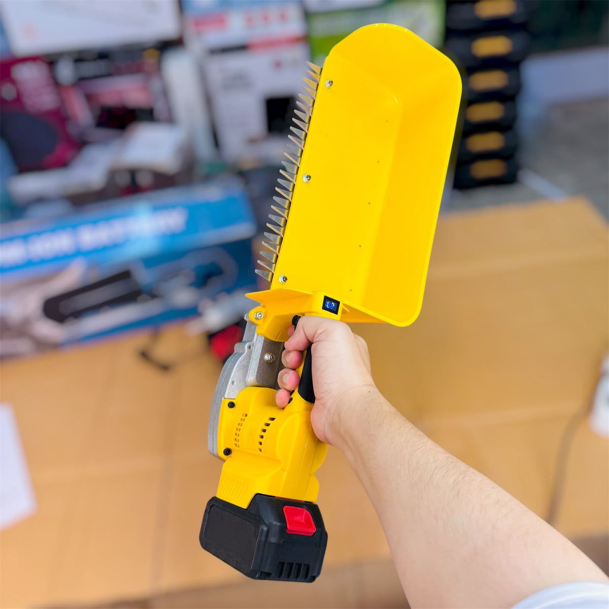 Cordless Tea Plucking Machine & Hedge Trimmer 310mm – (Grass cutter)