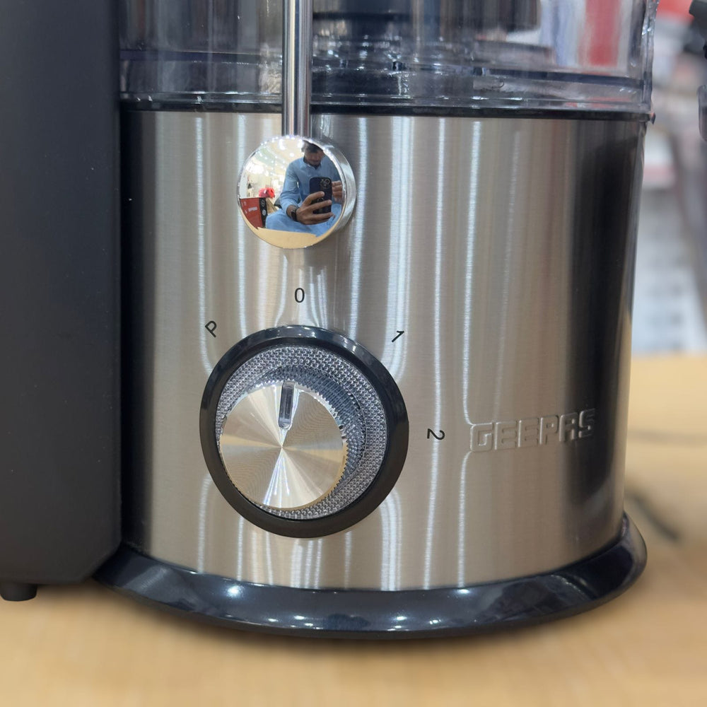 Geepas  Powerful Juicer extractor -5437 800W