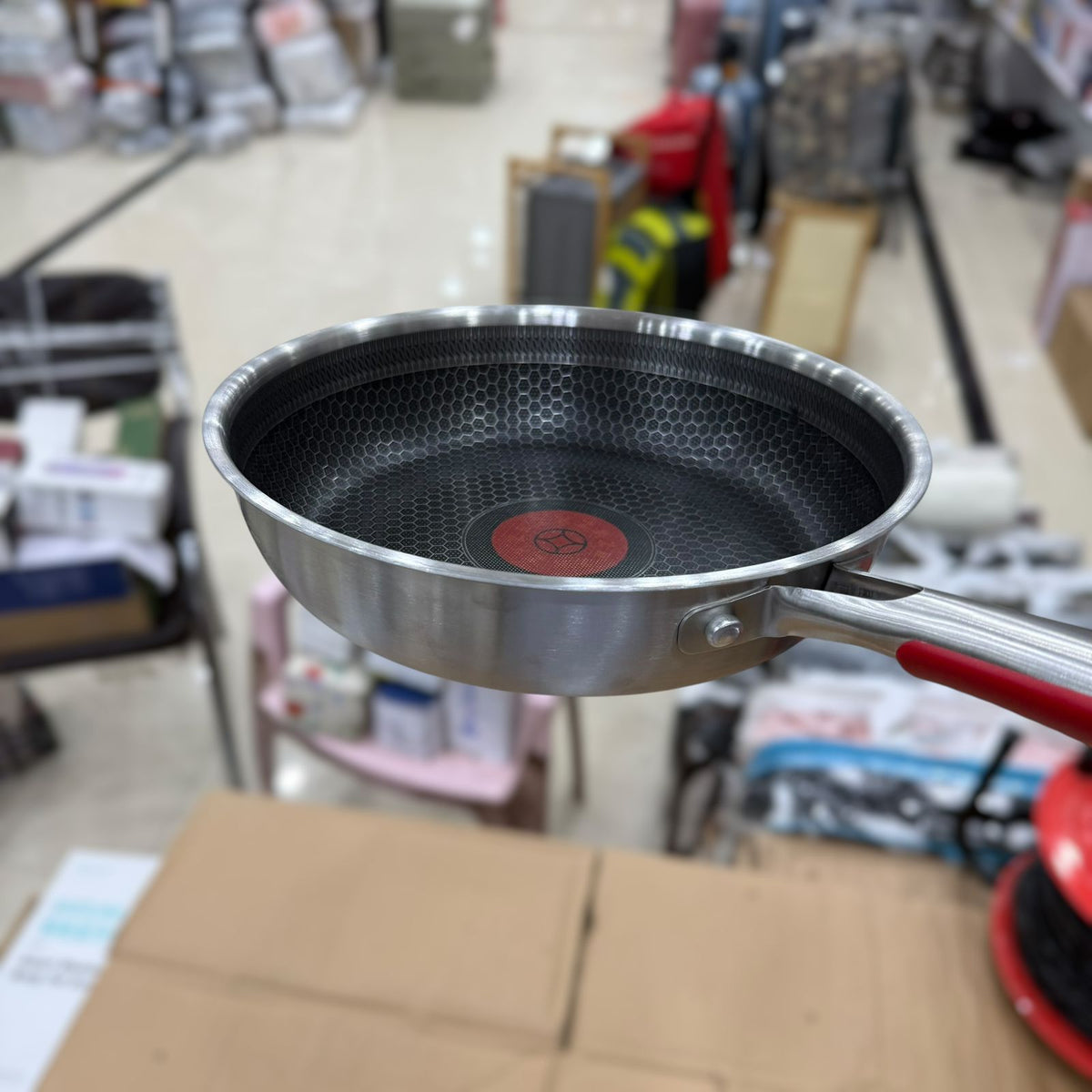 Red Dot Laser Coated Honeycomb Fry pan 26cm