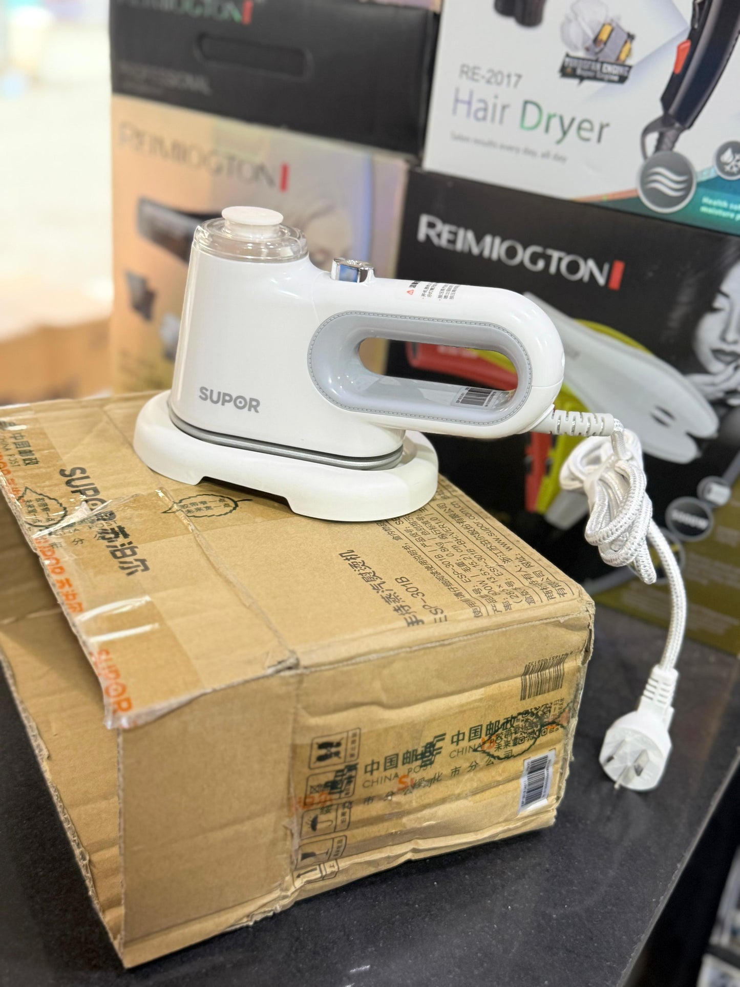 Supor Handheld Steam Iron