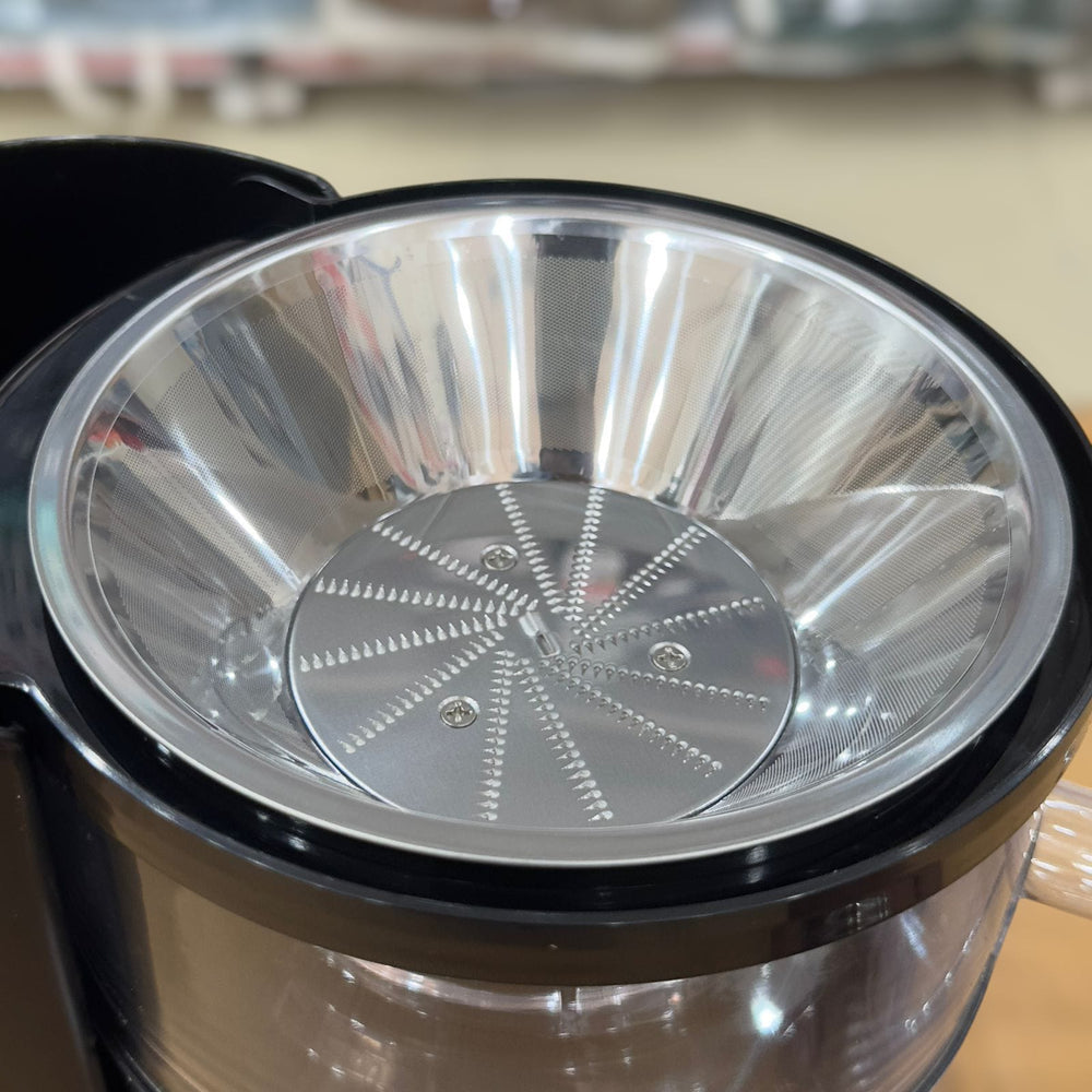 Geepas  Powerful Juicer extractor -5437 800W