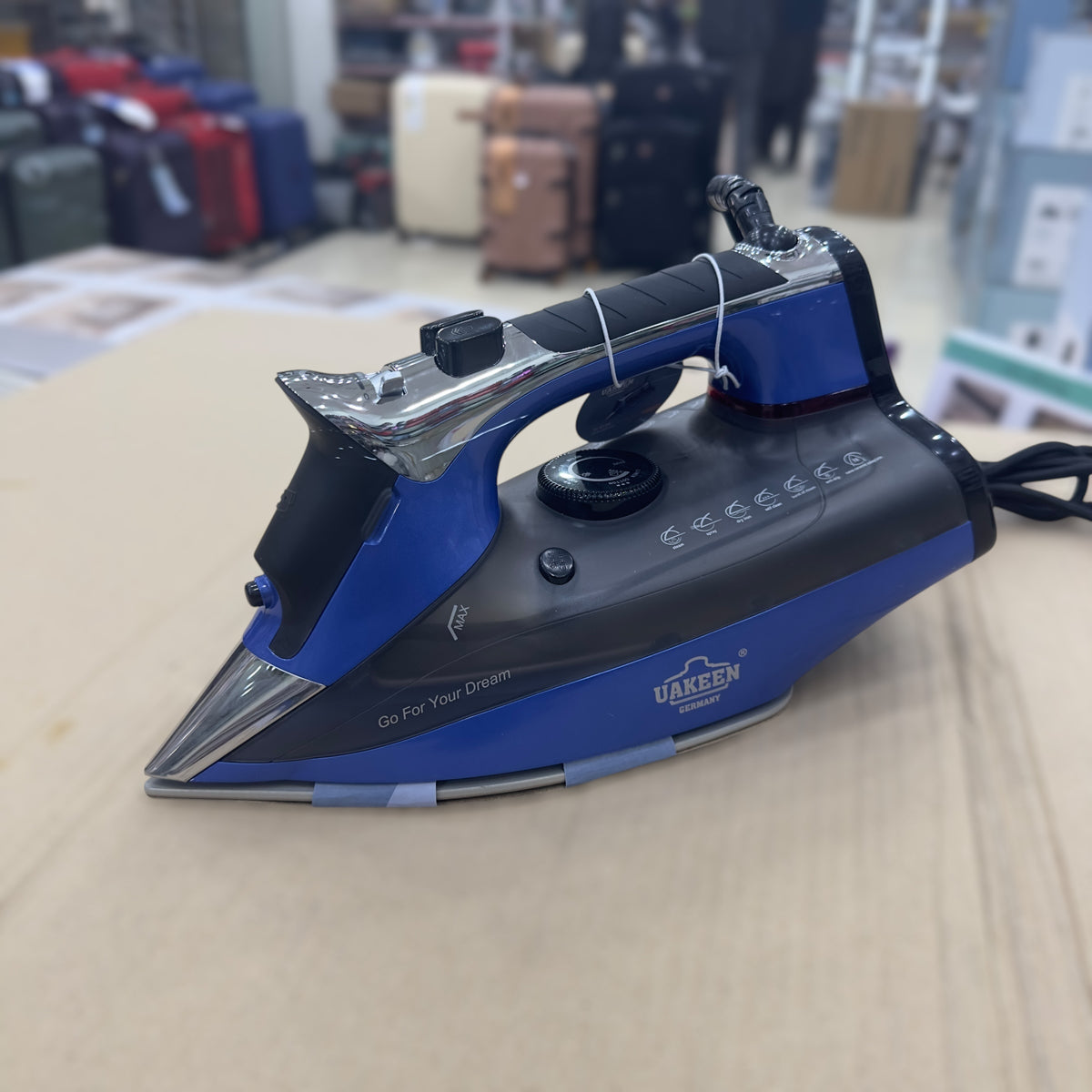 Uakeen Germany Steam Iron ZL-813A (Random colours)